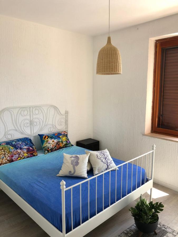 Residence Calarossa Terrasini Bagian luar foto