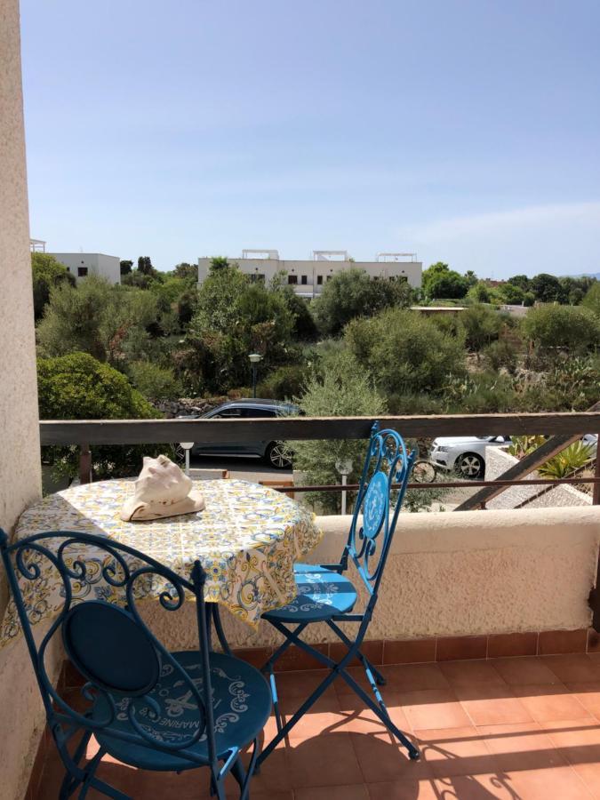 Residence Calarossa Terrasini Bagian luar foto